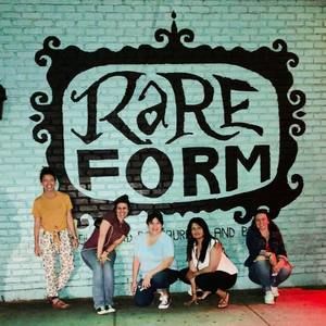 Meet your Posher, Raquel